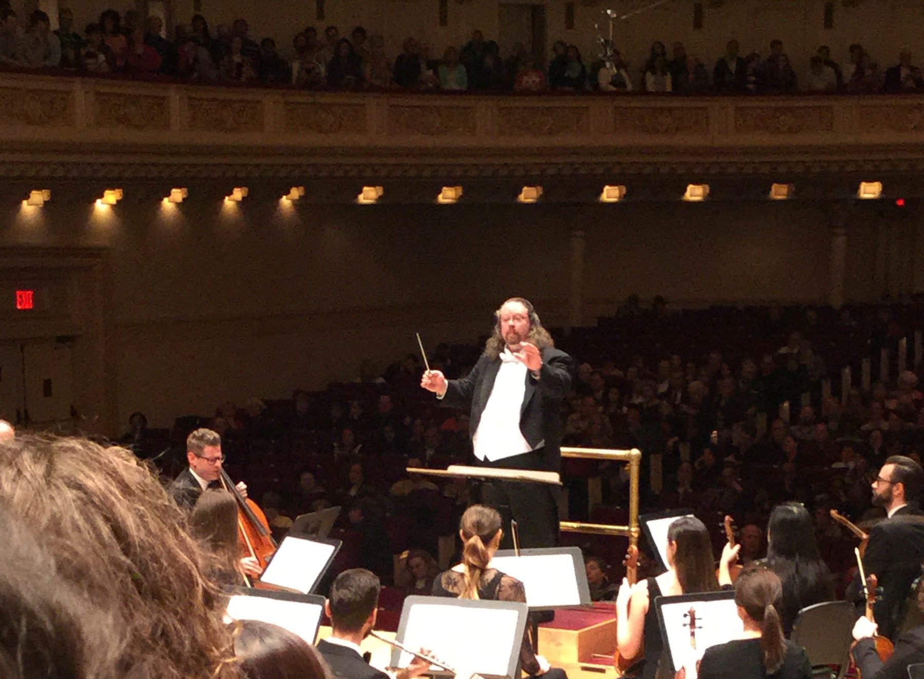 Expressive conducting gesture during performance