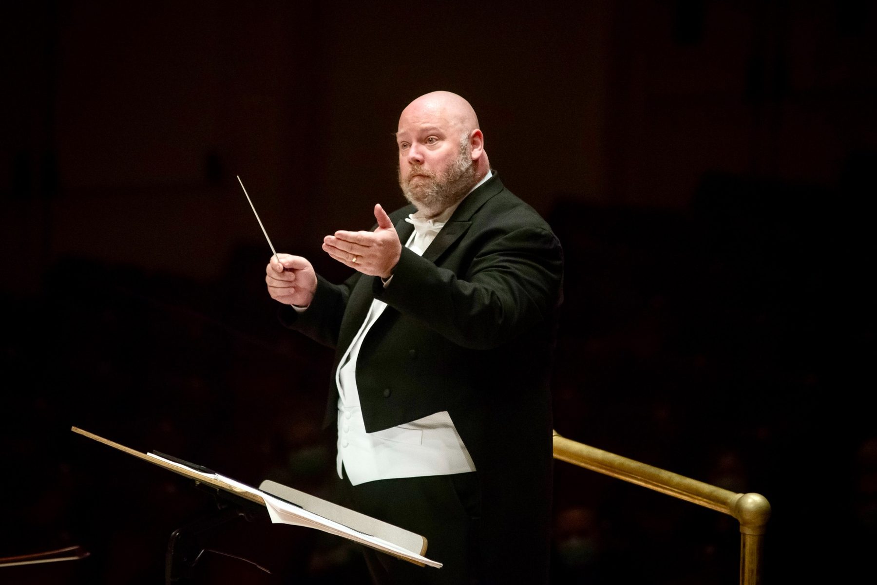 Dr. Seán Boulware leading a live performance